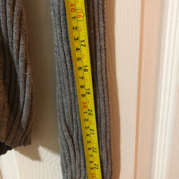 🔶Bundle 3 for 25🔶 Calvin Klein turtleneck sweater - Picture 5 of 5